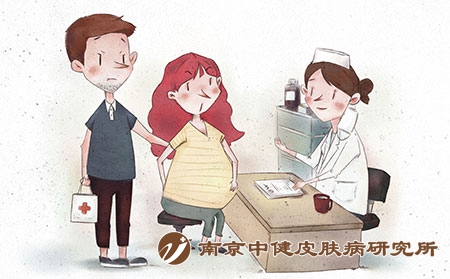 摄图网_401031492_孕妇看诊（企业商用）