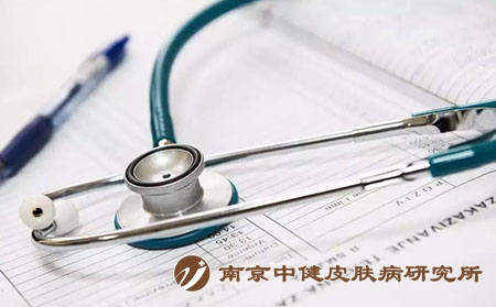 听诊器
