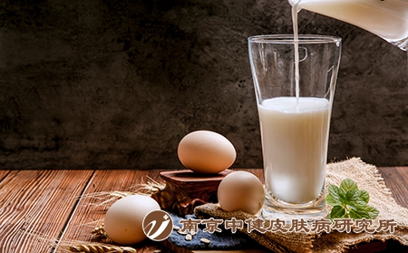摄图网_500723631_营养早餐牛奶豆浆（企业商用）